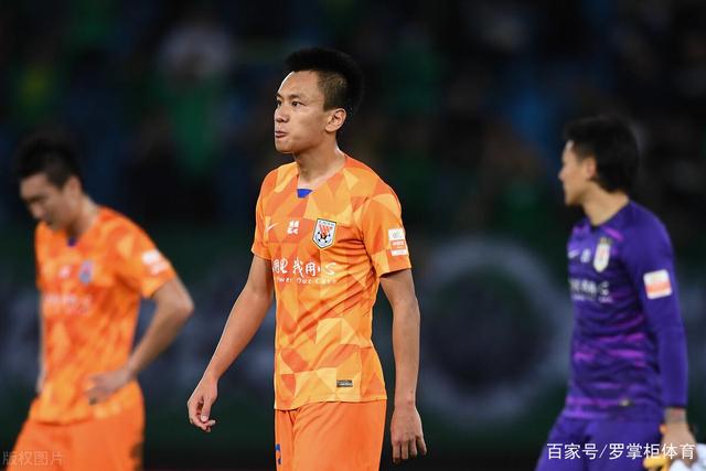 拉塞尔30分詹姆斯21+14 湖人终结鹈鹕4连胜