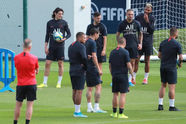 最强阵容!詹库杜恩末节合砍29分 美国13分逆转