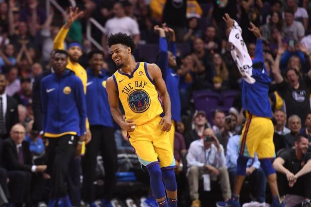 贺希宁31+11沈梓捷24分 深圳5人上双力克天津