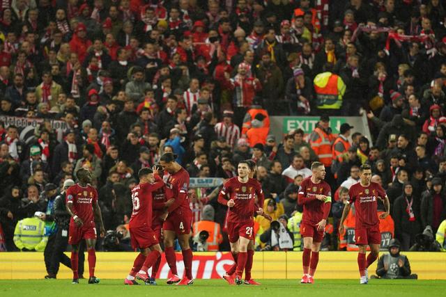 降维打击！克拉克森单节狂砍24分打懵中国男篮